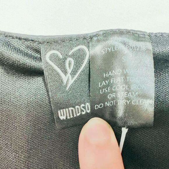 Windsor Halter Corset Top Small Black Leather Strapless Metal Studded All Over - Picture 4 of 9